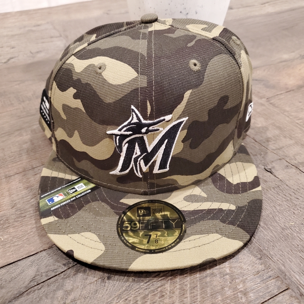 NEW ERA MIAMI MARLINS ARMED FORCES BASEBALL HAT